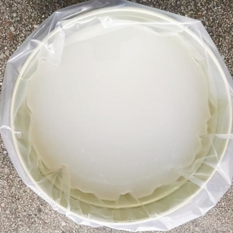 어머니이고 유아 등급 탄성체 실리콘 원료 6.5Mpa 무색인 LSR 실리콘 고무